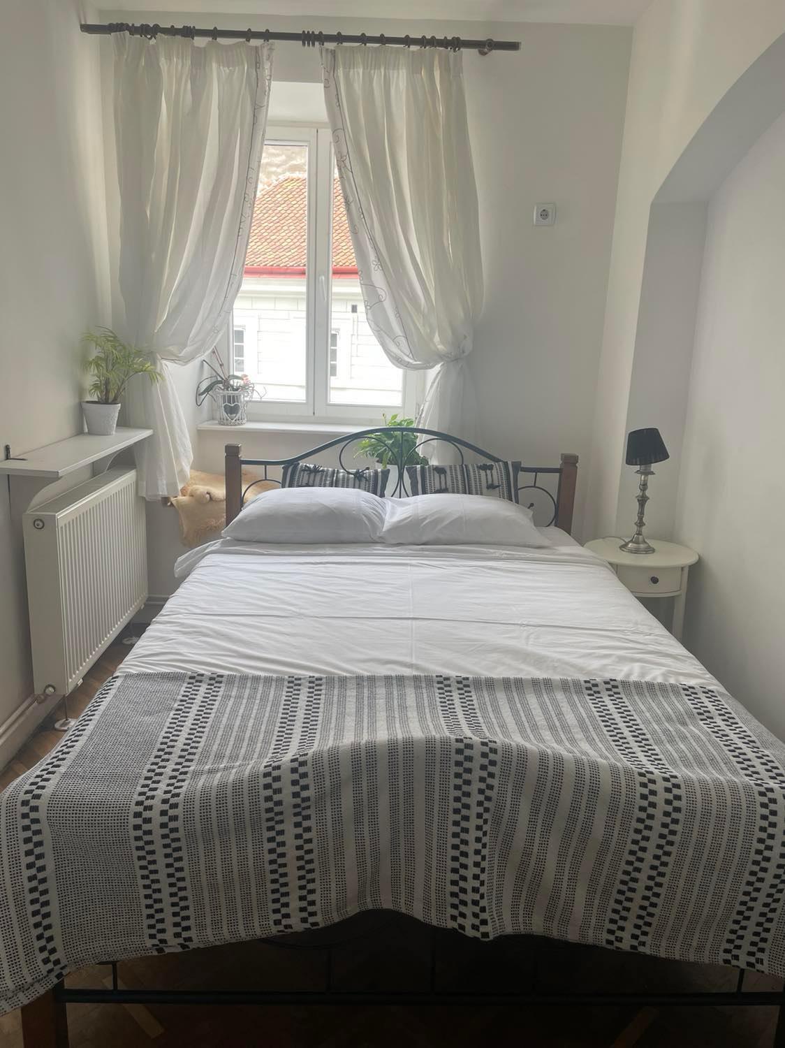 Valentina'S Apartment In City Center Braszów Zewnętrze zdjęcie