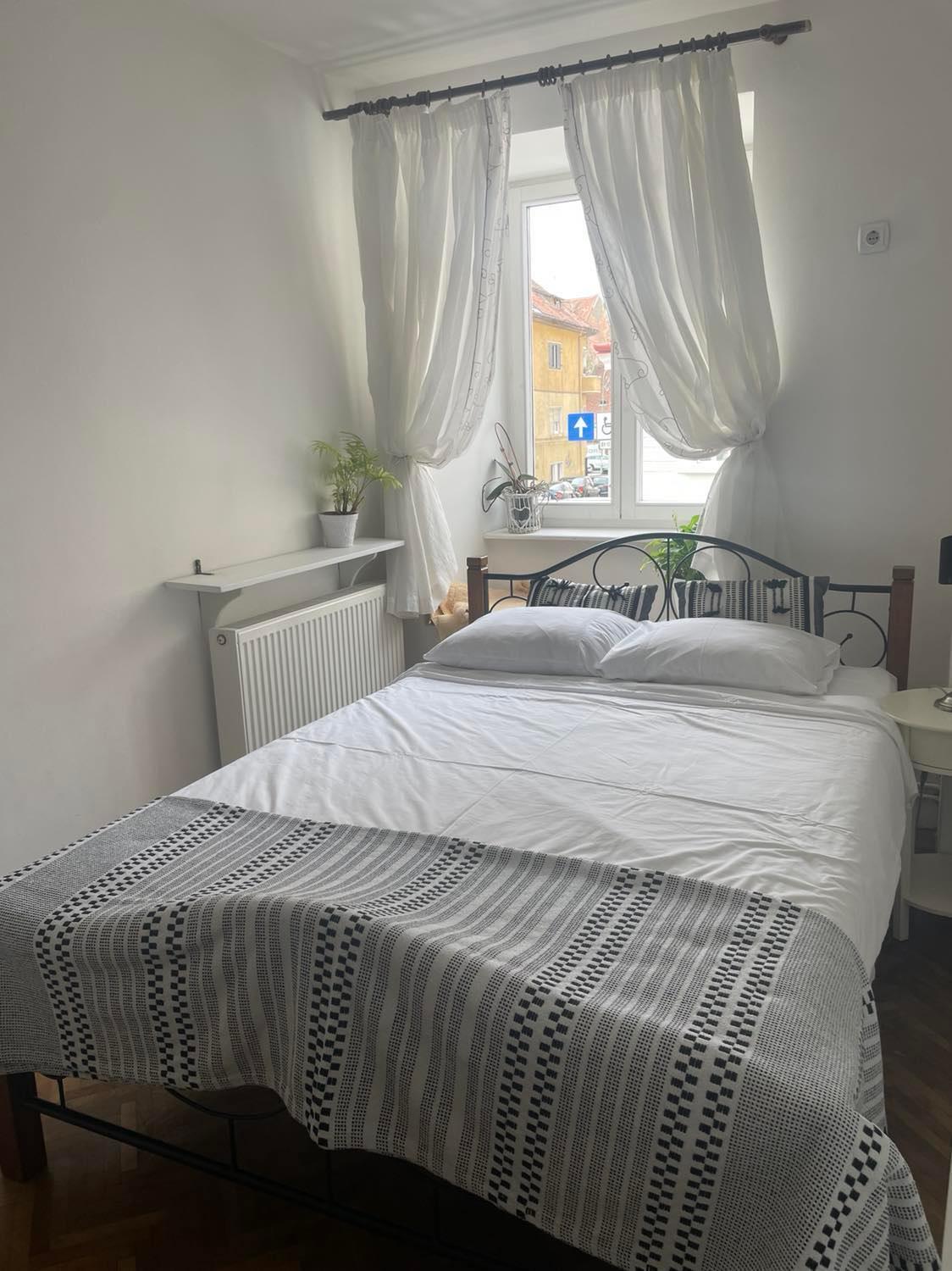 Valentina'S Apartment In City Center Braszów Zewnętrze zdjęcie