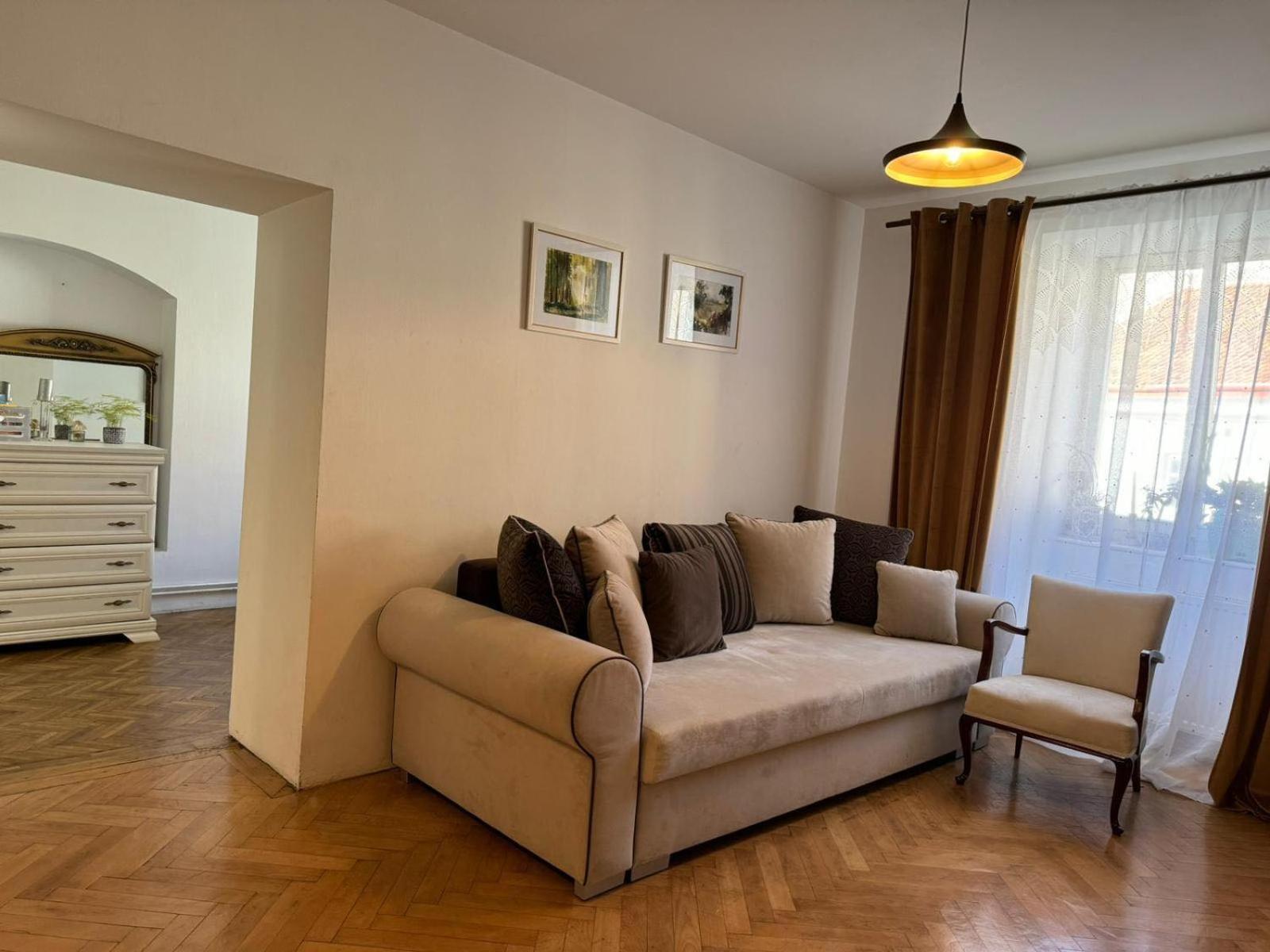 Valentina'S Apartment In City Center Braszów Zewnętrze zdjęcie